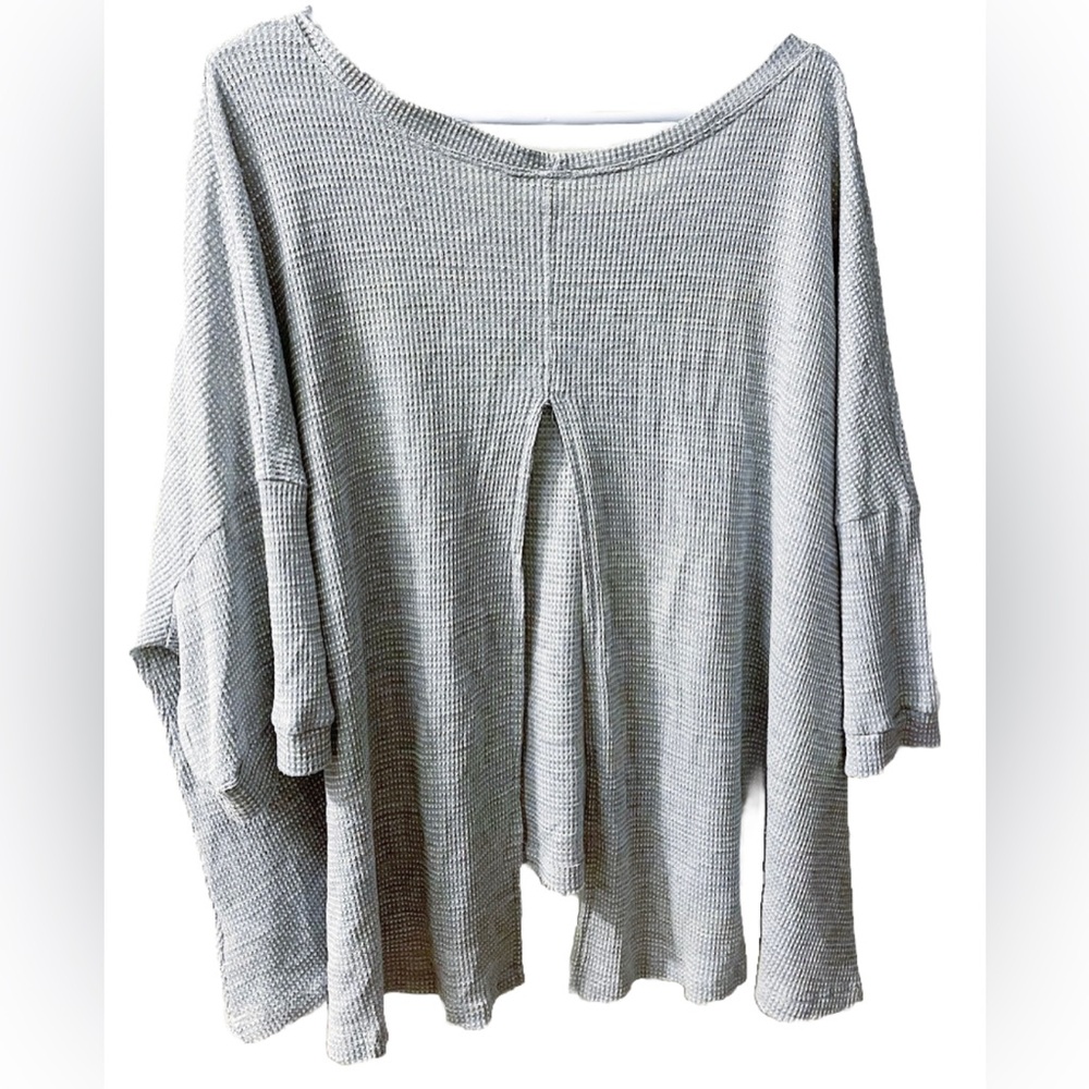 Free People Women’s M Top Gray Storyteller Waffle Knit Open Back Oversized - Picture 5 of 10